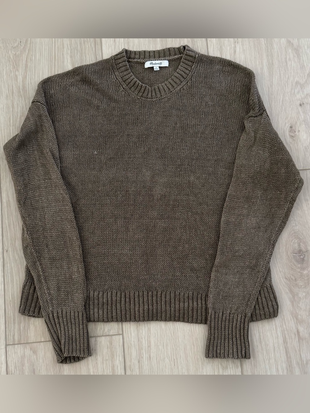 Madewell women’s size Medium brown 100% Linen long sleeve crewneck sweater